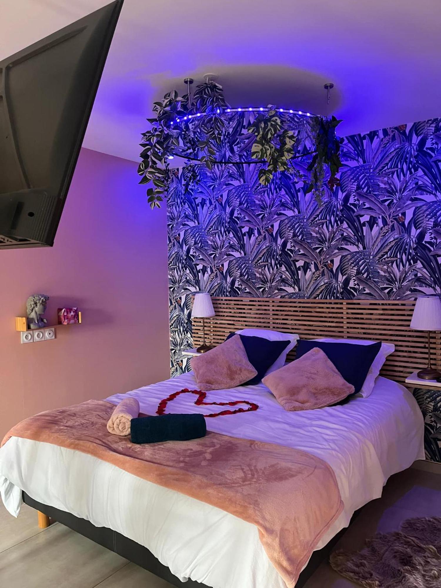 Hotel Bulles De Plaisir à Saint-Maurice-l'Exil Extérieur photo